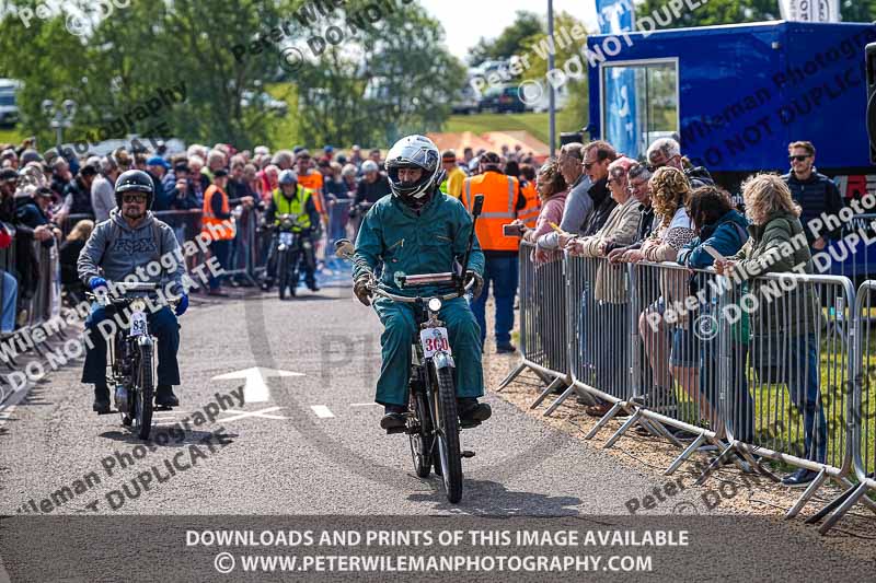 Vintage motorcycle club;eventdigitalimages;no limits trackdays;peter wileman photography;vintage motocycles;vmcc banbury run photographs